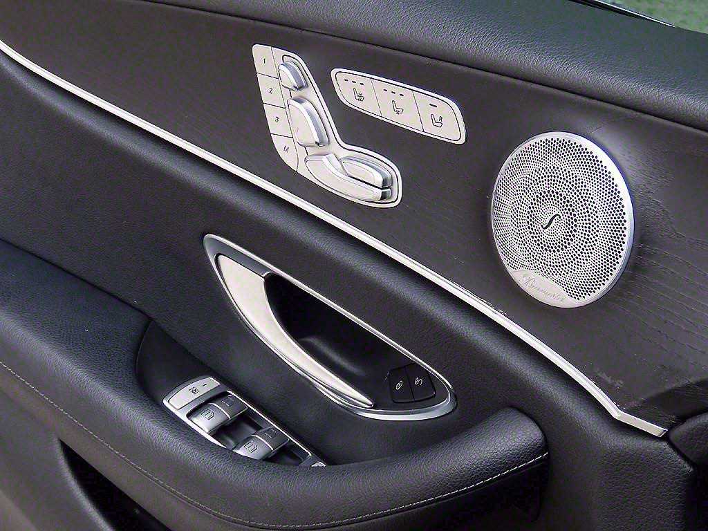 Mercedes Benz E class - Vista 12