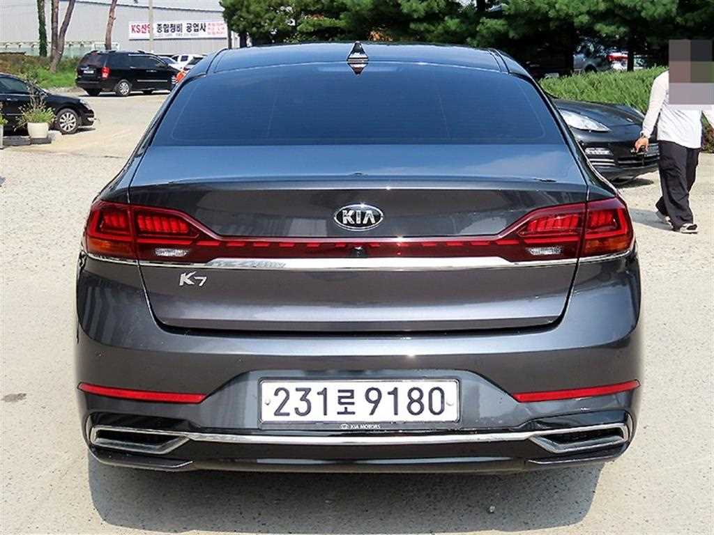 KIA K7 - Vista 4