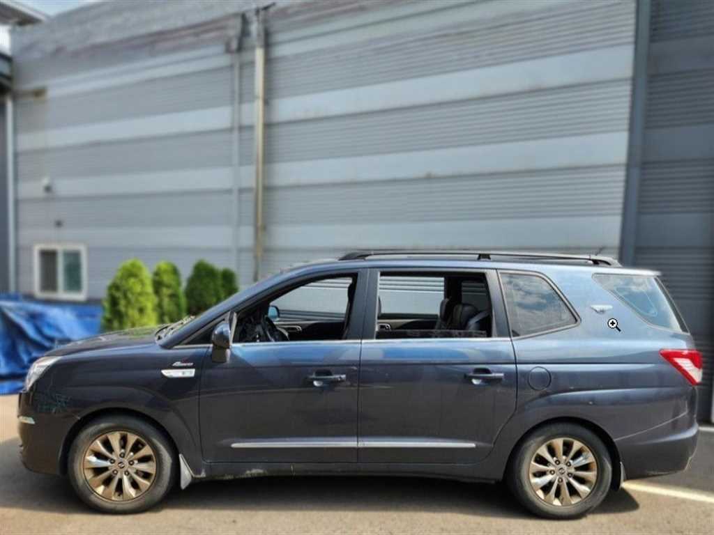 Ssangyong Korando - Vista 3