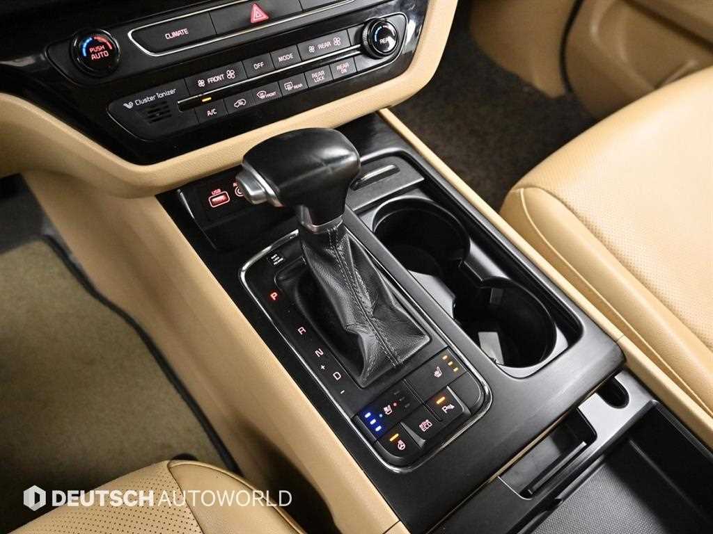 KIA Carnival - Vista 9