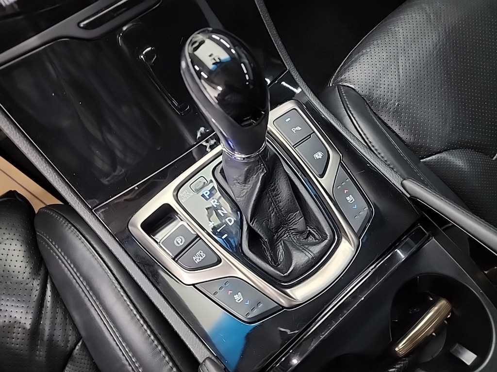 HYUNDAI Grandeur - Vista 8