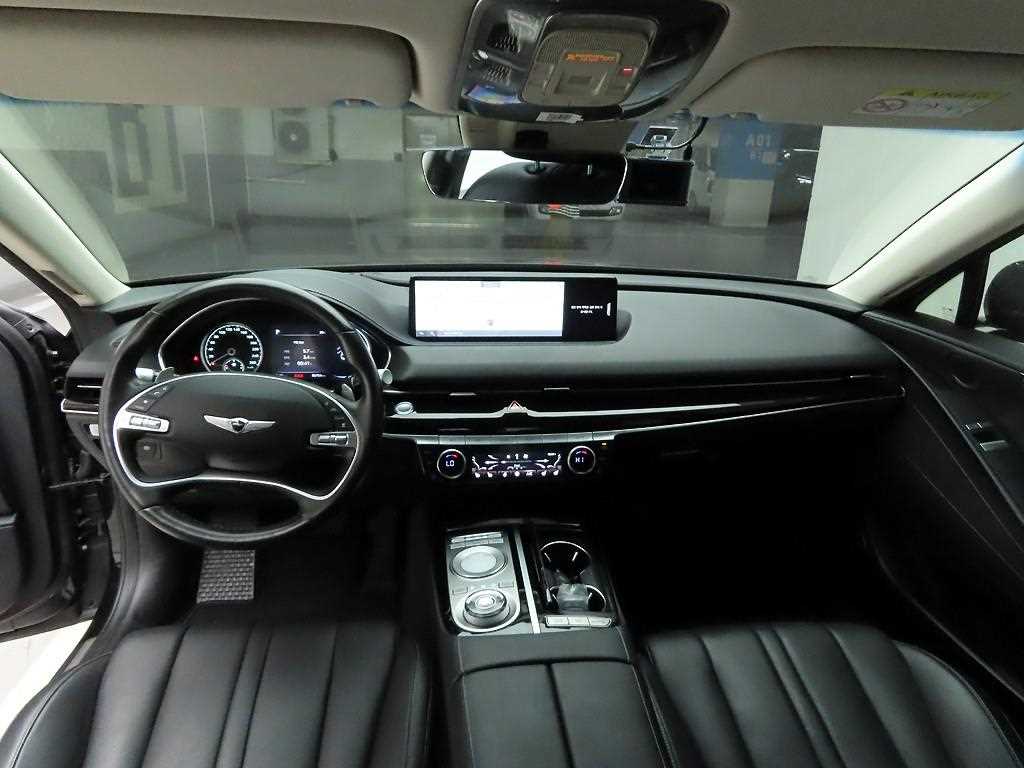 Genesis G80 - Vista 6