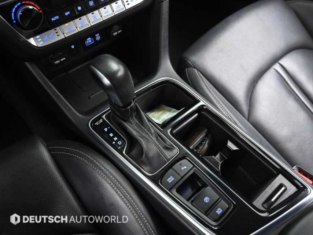 HYUNDAI Sonata - Vista 9