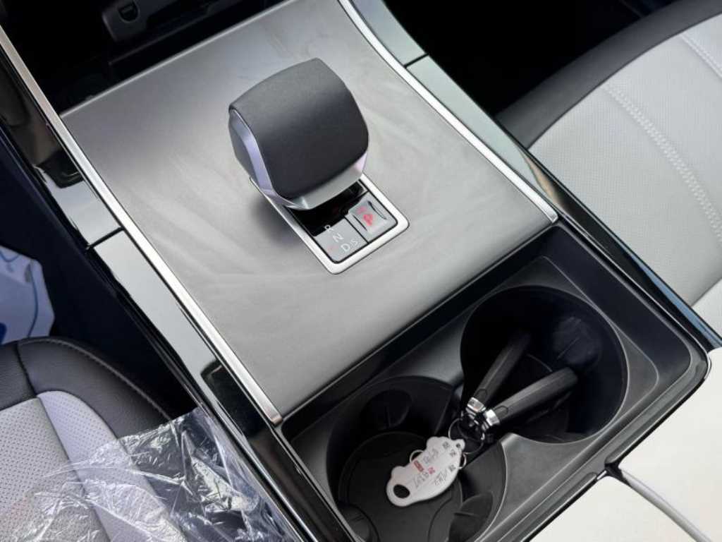 Land Rover Range Rover Bike 2025 - Importación desde Corea - HF Imports Iquique - Foto 15