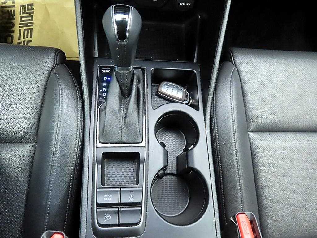 HYUNDAI Tucson - Vista 10