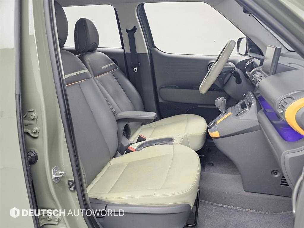 HYUNDAI Casper - Vista 10