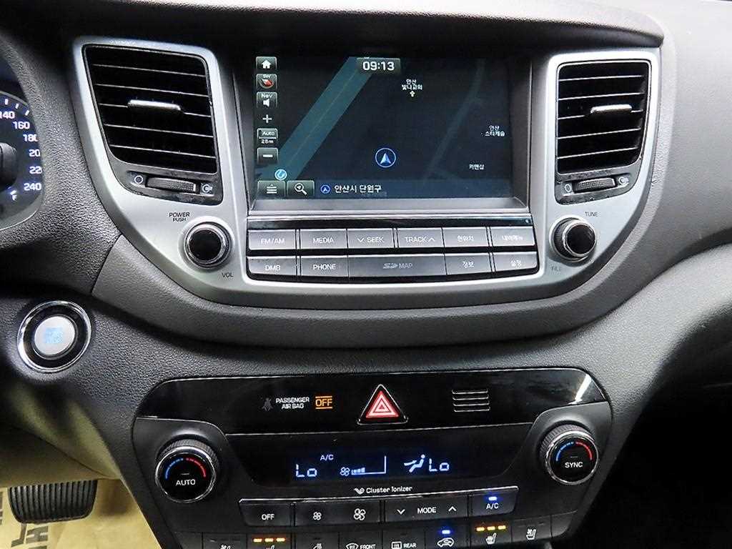 HYUNDAI Tucson - Vista 8