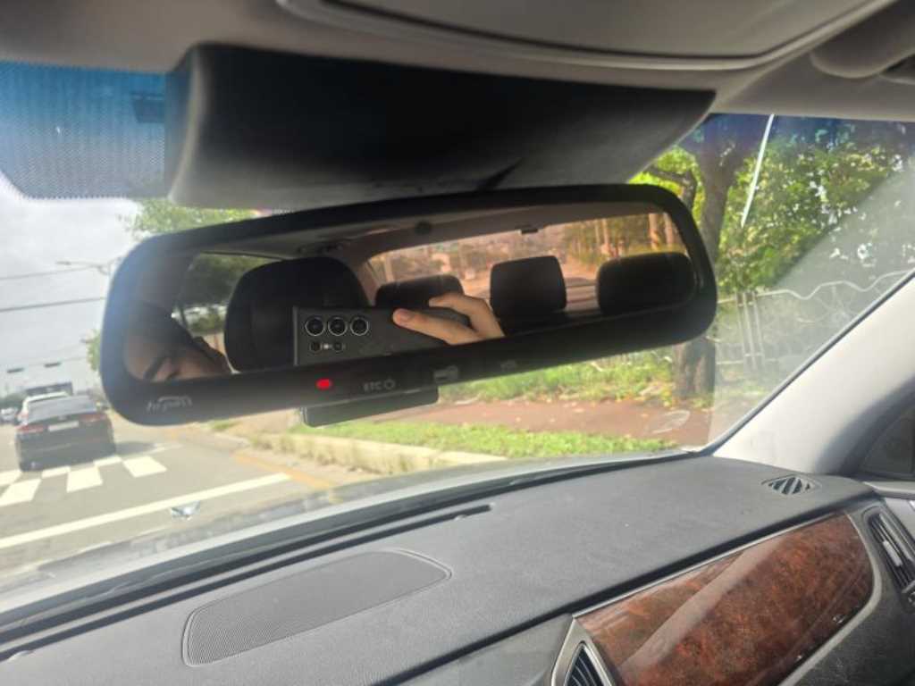 HYUNDAI Equus - Vista 7