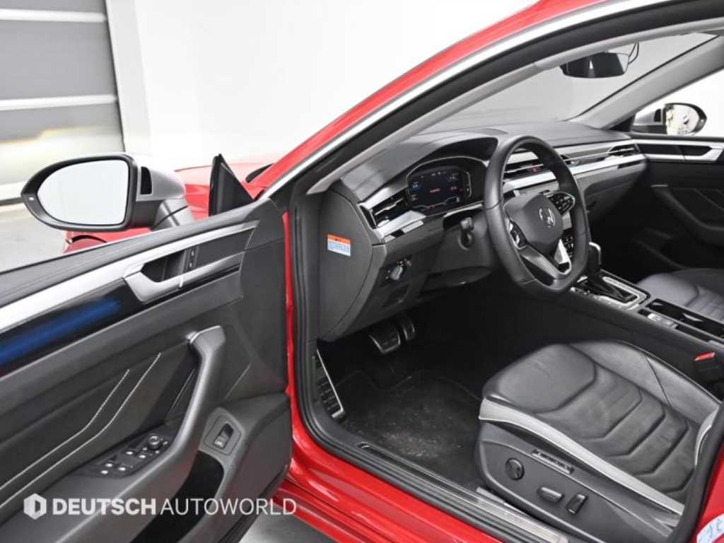 Volkswagen Arteon - Vista 11