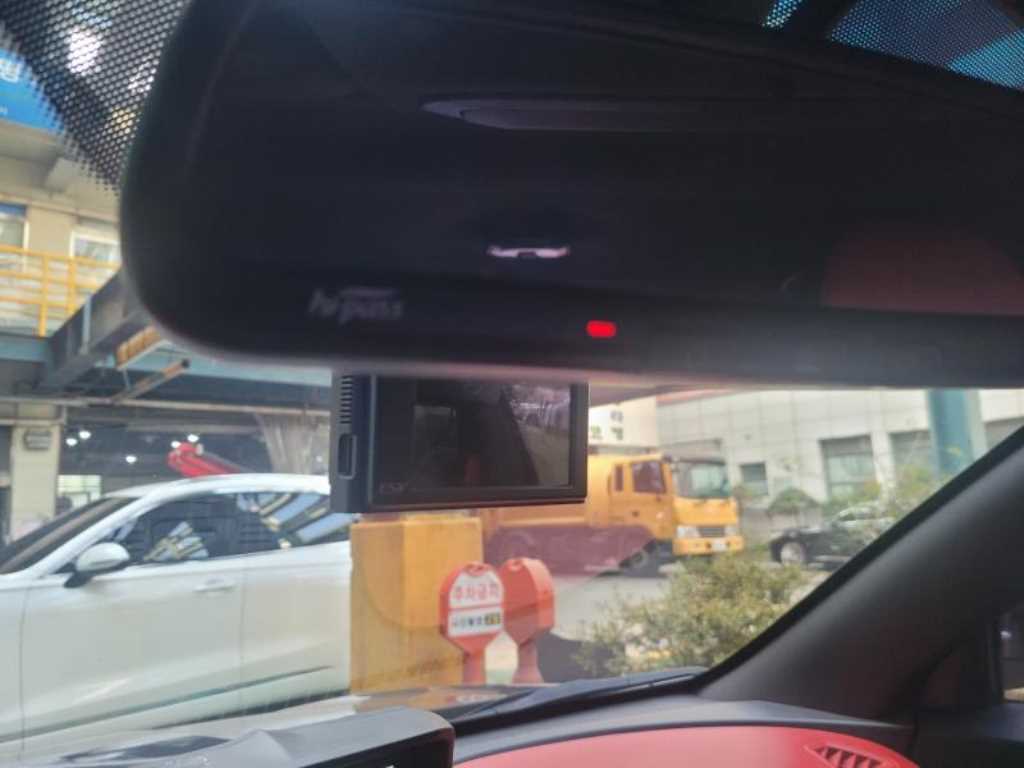 Ssangyong Tivoli - Vista 6