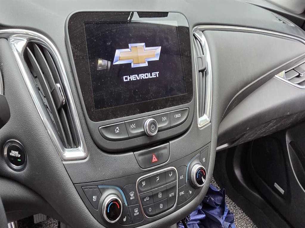 Chevrolet Malibu - Vista 5