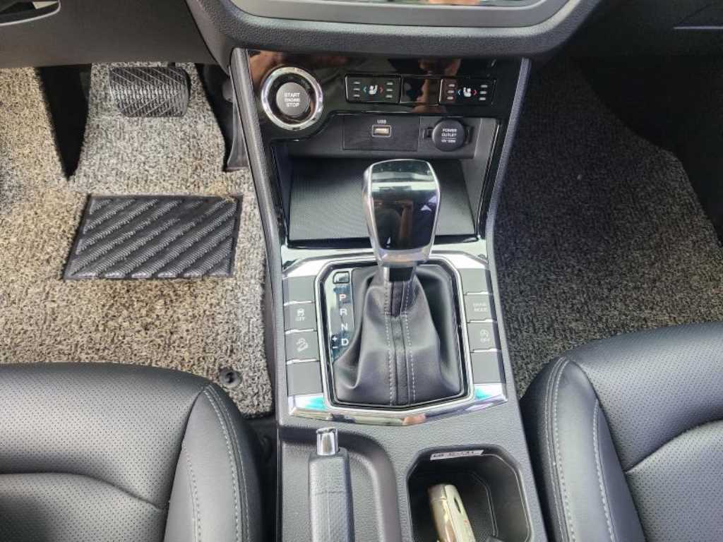 Ssangyong Korando - Vista 9