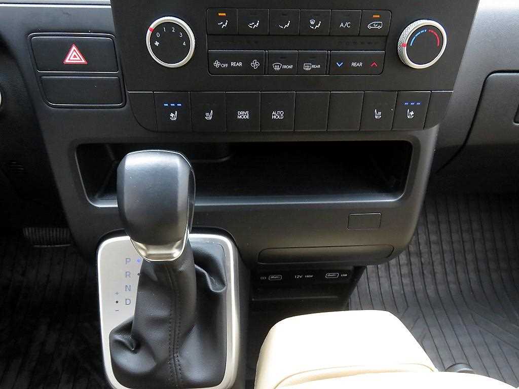 HYUNDAI Staria 2022 Gris - Importación desde Corea - HF Imports Iquique - Foto 14