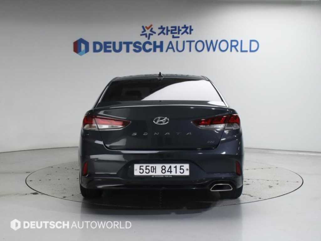 HYUNDAI Sonata - Vista 4