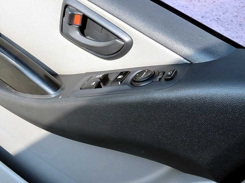 HYUNDAI Starex - Vista 11