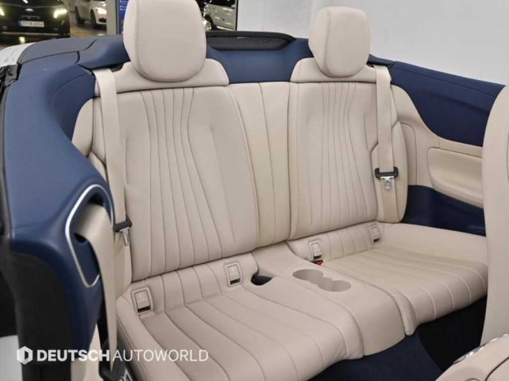 Mercedes Benz E class - Vista 12