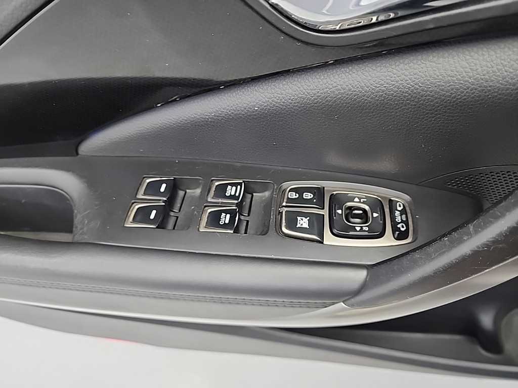 HYUNDAI Grandeur 2012 Plateado - Importación desde Corea - HF Imports Iquique - Foto 16