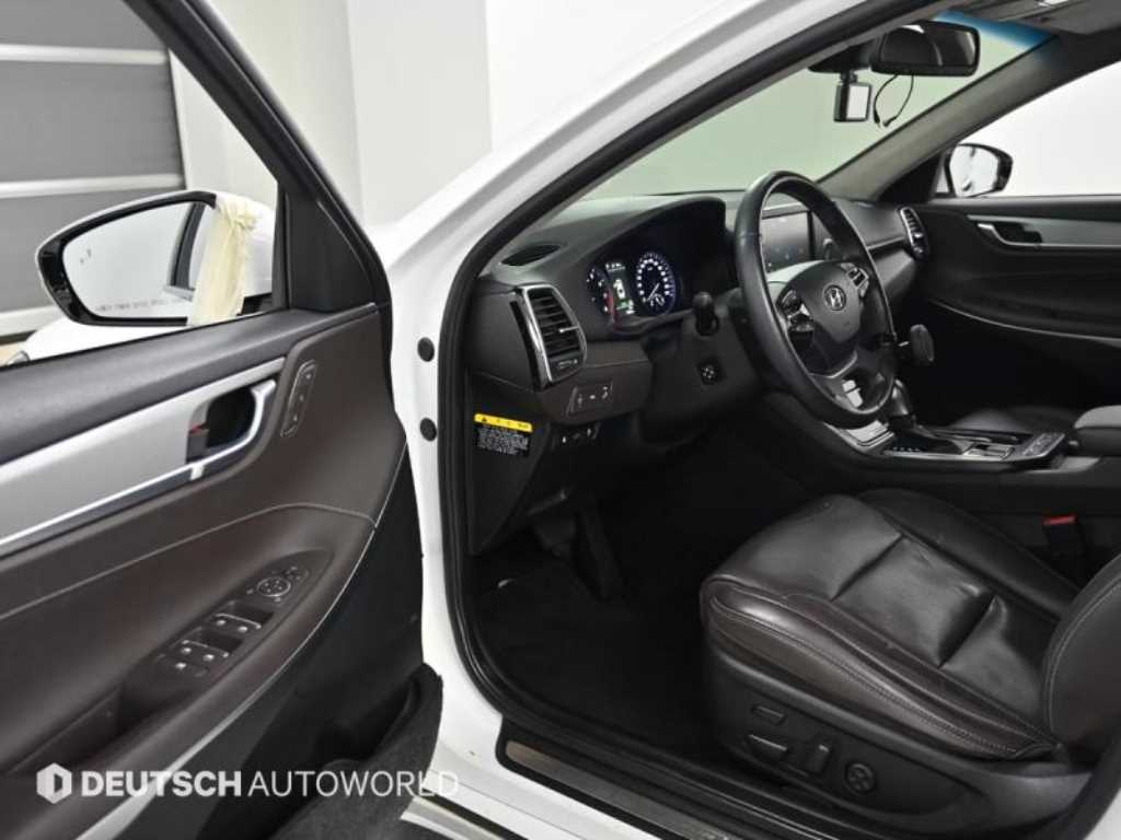 HYUNDAI Grandeur - Vista 11