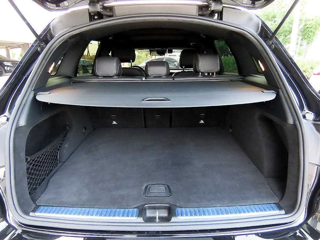 Mercedes Benz GLC Class 2020 Negro - Importación desde Corea - HF Imports Iquique - Foto 17