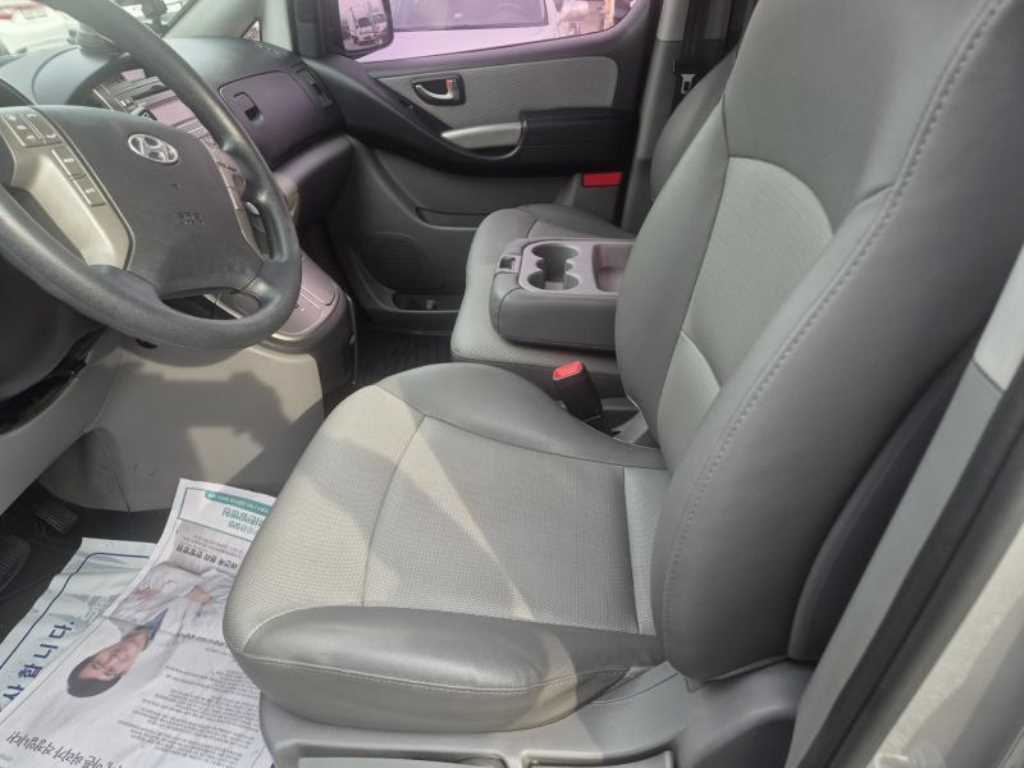 HYUNDAI Starex 2012 - Importación desde Corea - HF Imports Iquique - Foto 14