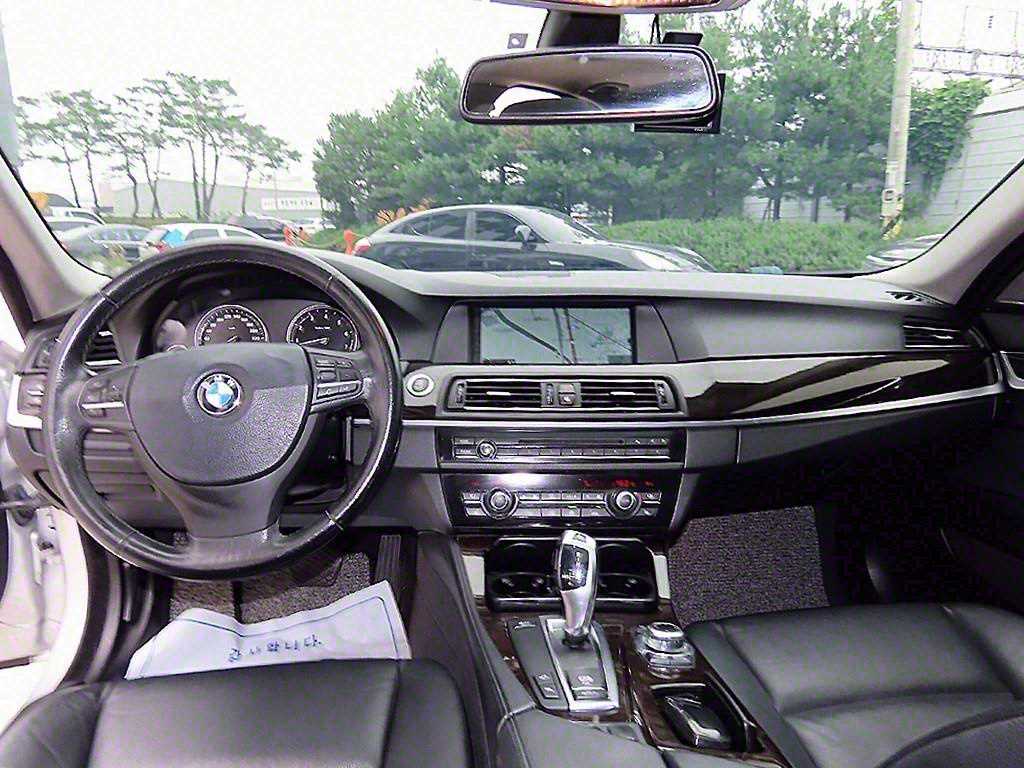 BMW 5 Series - Vista 7