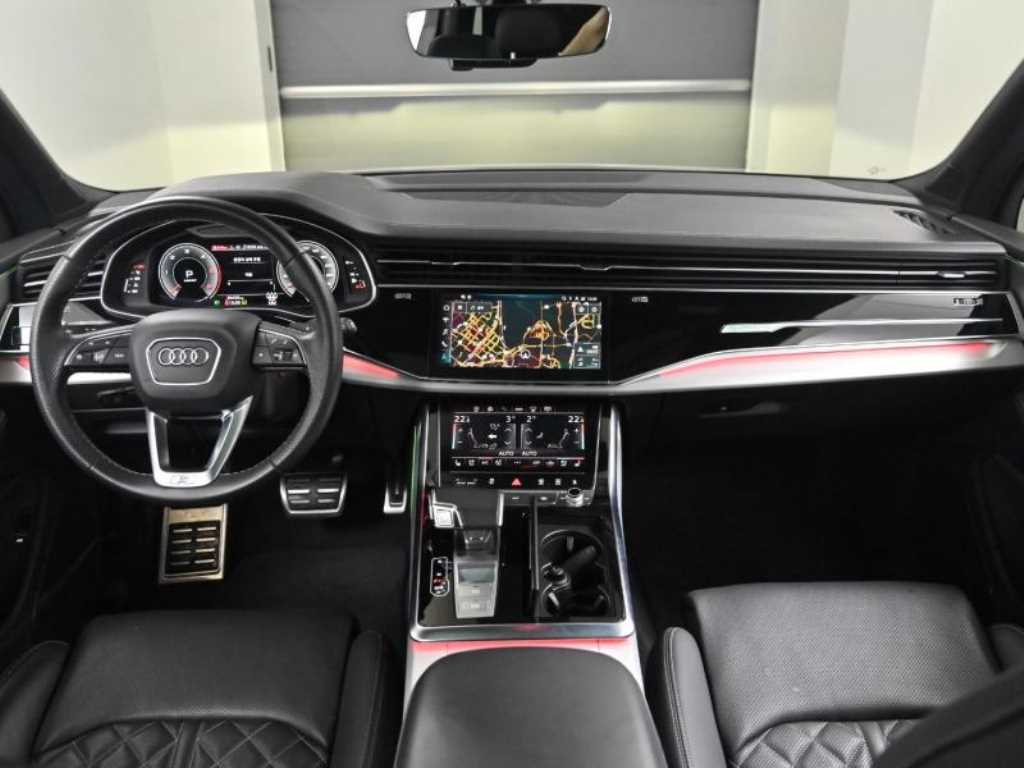 Audi Q7 - Vista 7