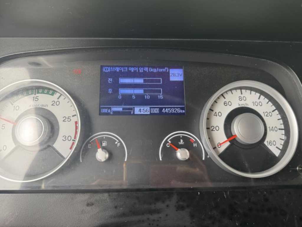 medium and large cargo Cargo 2017 Blanco - Importación desde Corea - HF Imports Iquique - Foto 14