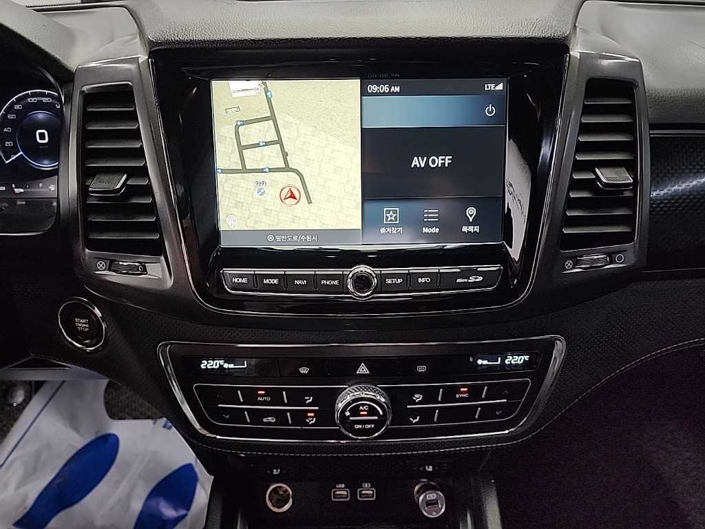 Ssangyong Rexton - Vista 10