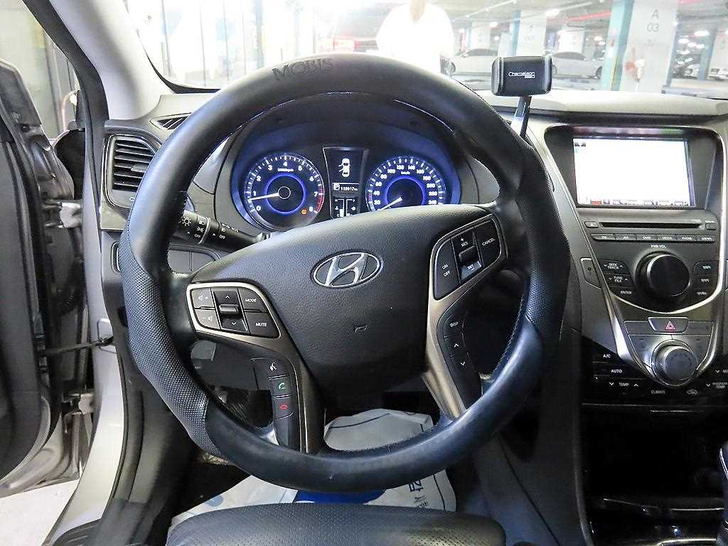 HYUNDAI Grandeur - Vista 8