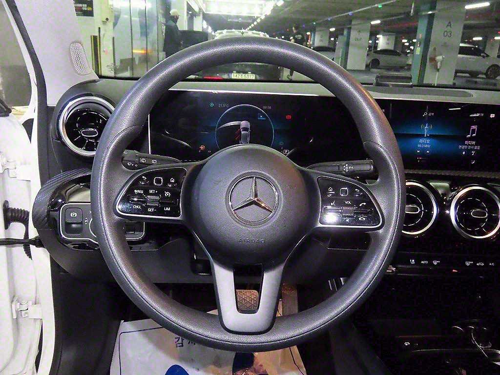 Mercedes Benz A Class - Vista 8