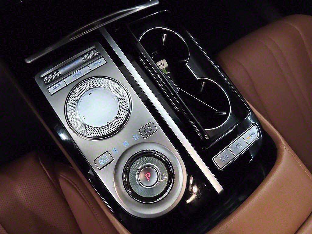 Genesis G80 - Vista 10