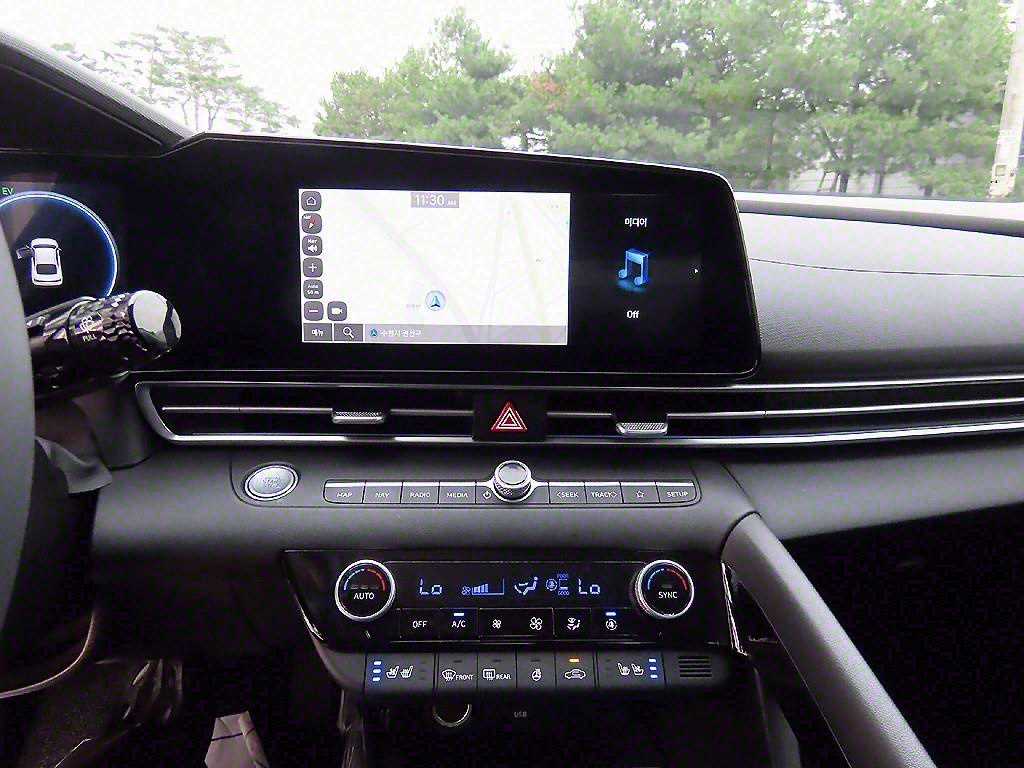 HYUNDAI Avante 2025 Blanco - Importación desde Corea - HF Imports Iquique - Foto 13