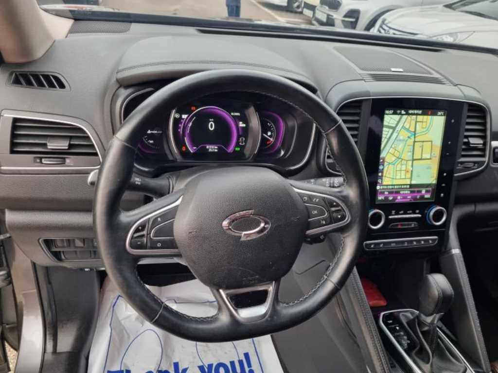 SAMSUNG QM6 - Vista 12