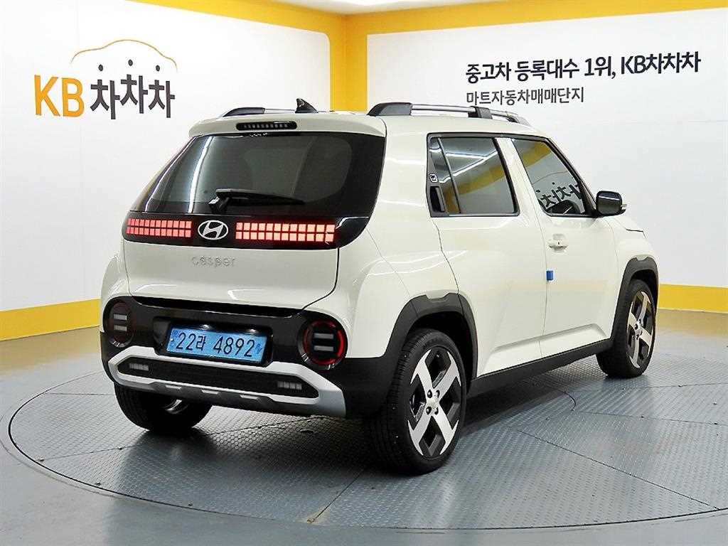 HYUNDAI Casper - Vista 4