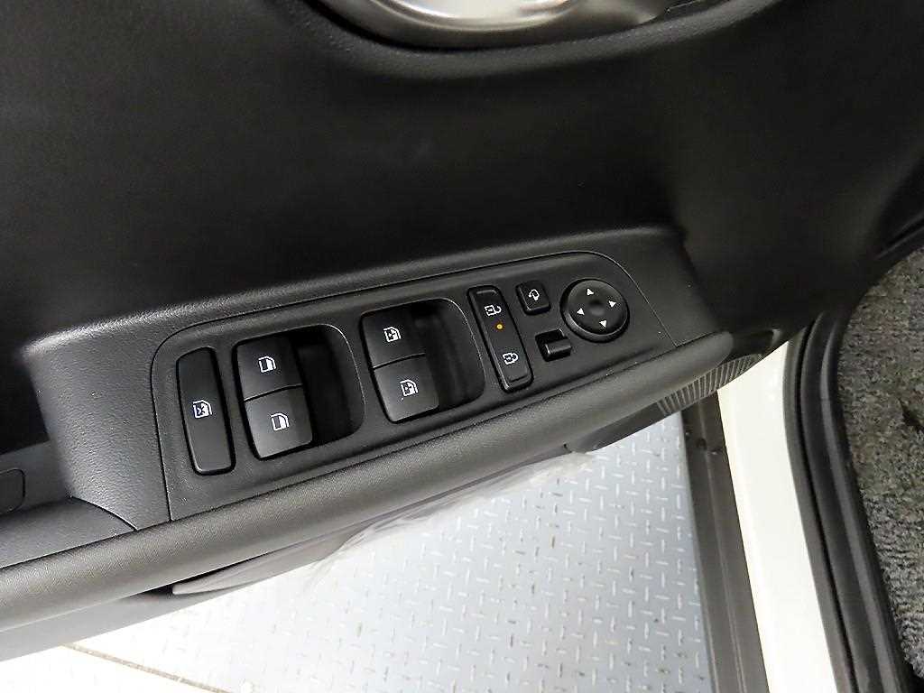 HYUNDAI Casper - Vista 11