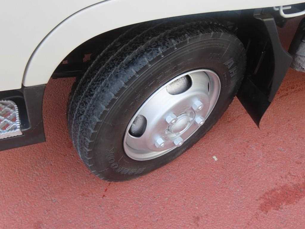 medium and large cargo Cargo - Vista 12