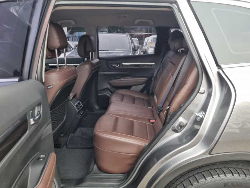 SAMSUNG QM6 - Vista 10