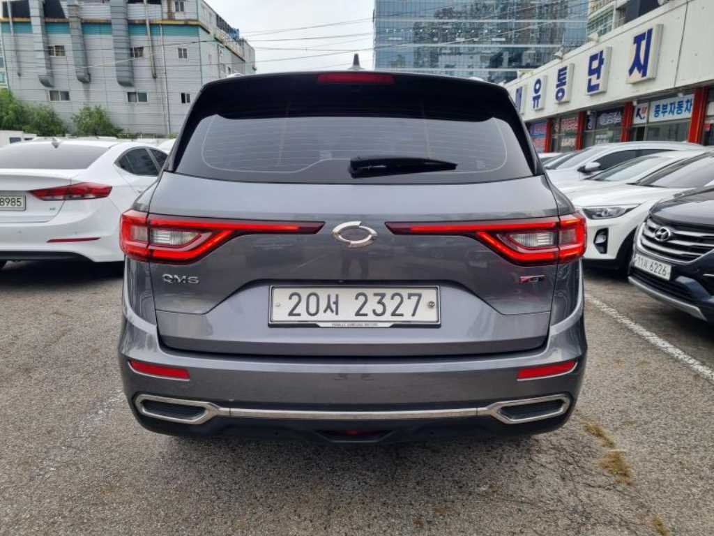 SAMSUNG QM6 - Vista 5