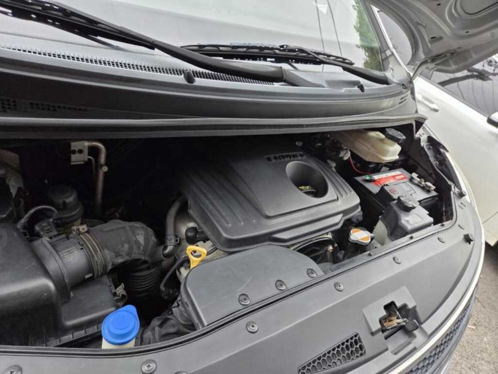 HYUNDAI Starex 2009 - Importación desde Corea - HF Imports Iquique - Foto 13