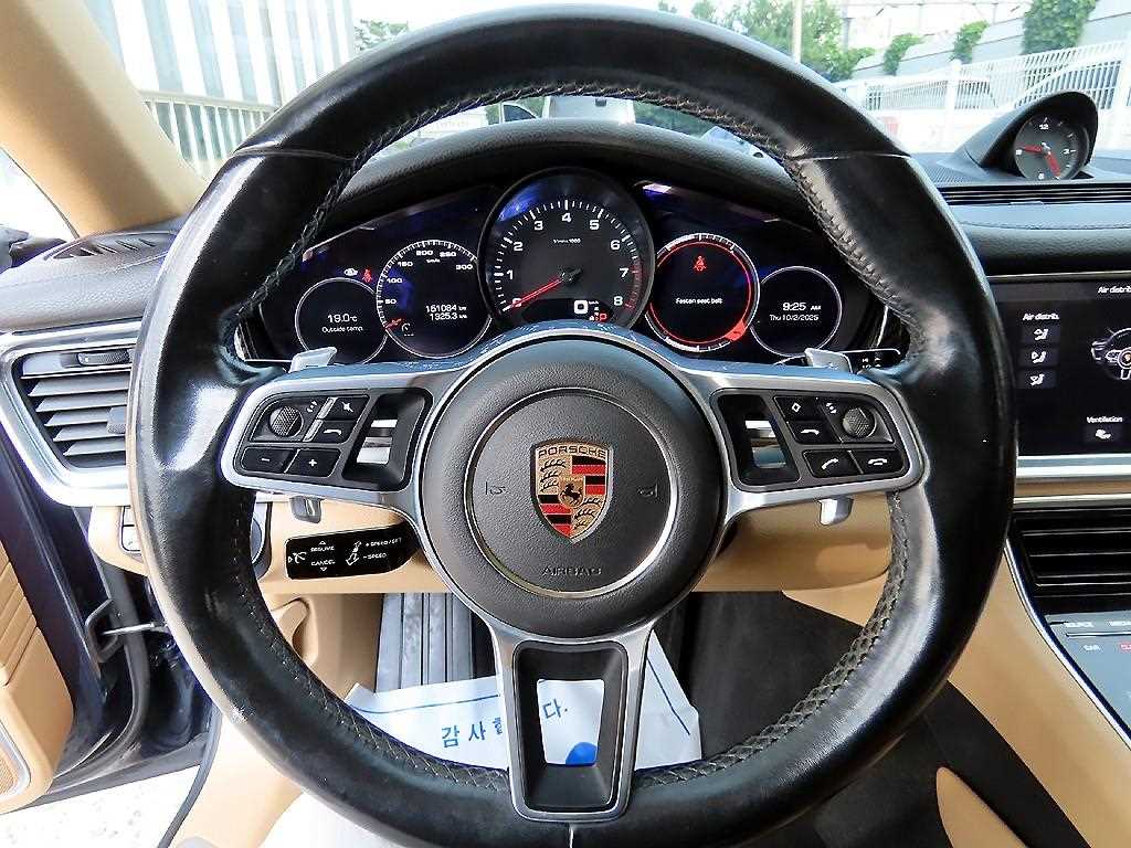 Porsche Panamera - Vista 8