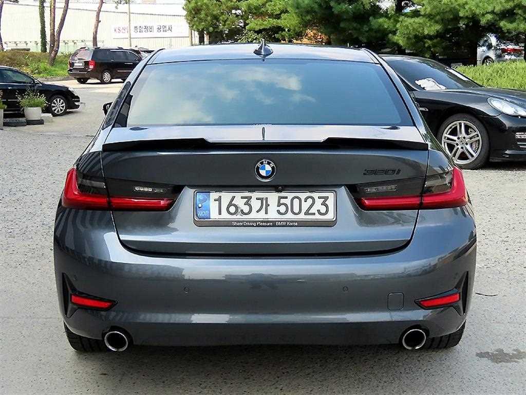 BMW 3 series - Vista 4