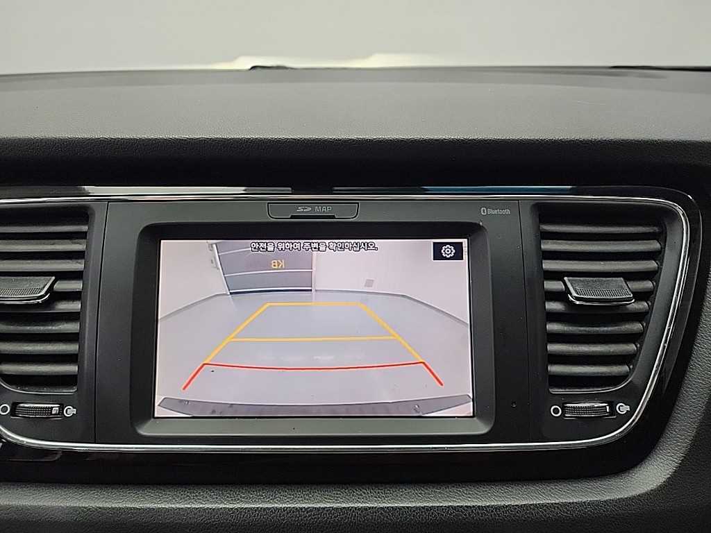 KIA Carnival 2019 the color of pearl - Importación desde Corea - HF Imports Iquique - Foto 16