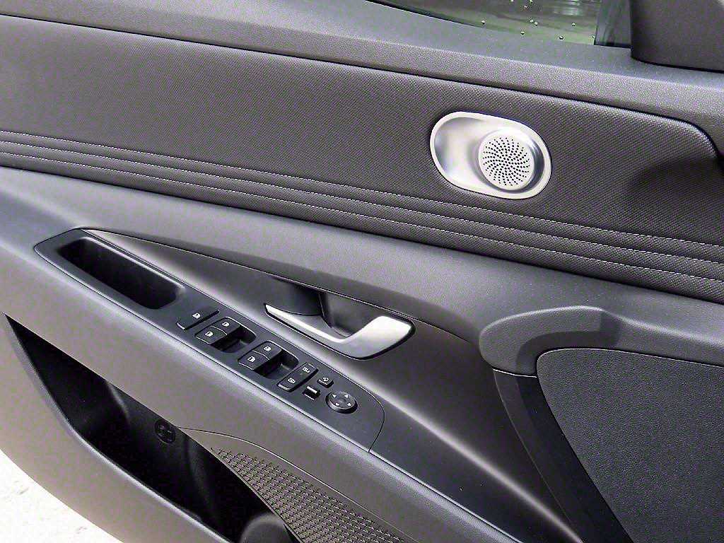 HYUNDAI Avante - Vista 11