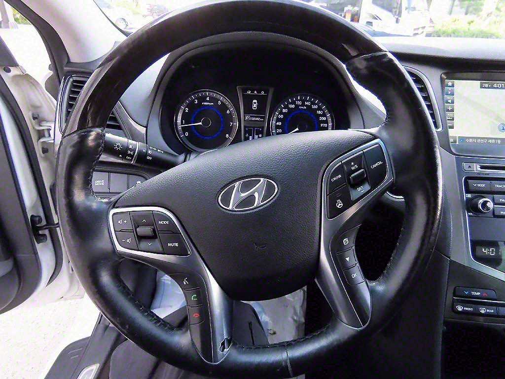 HYUNDAI Grandeur - Vista 8