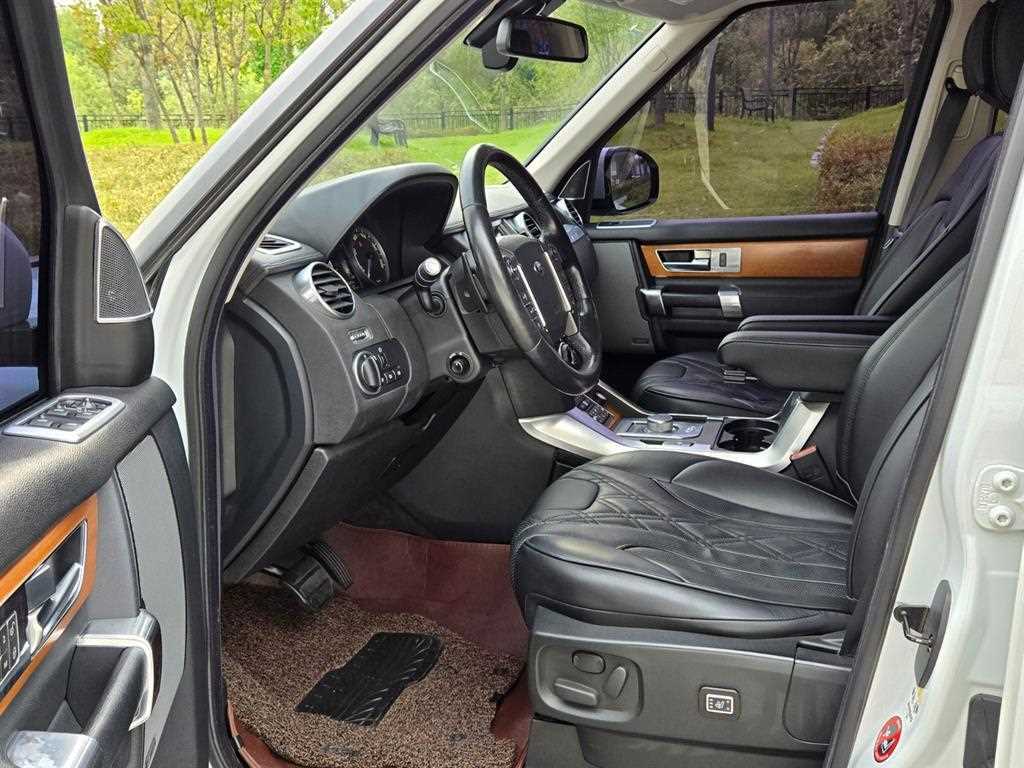 Land Rover Discovery - Vista 6