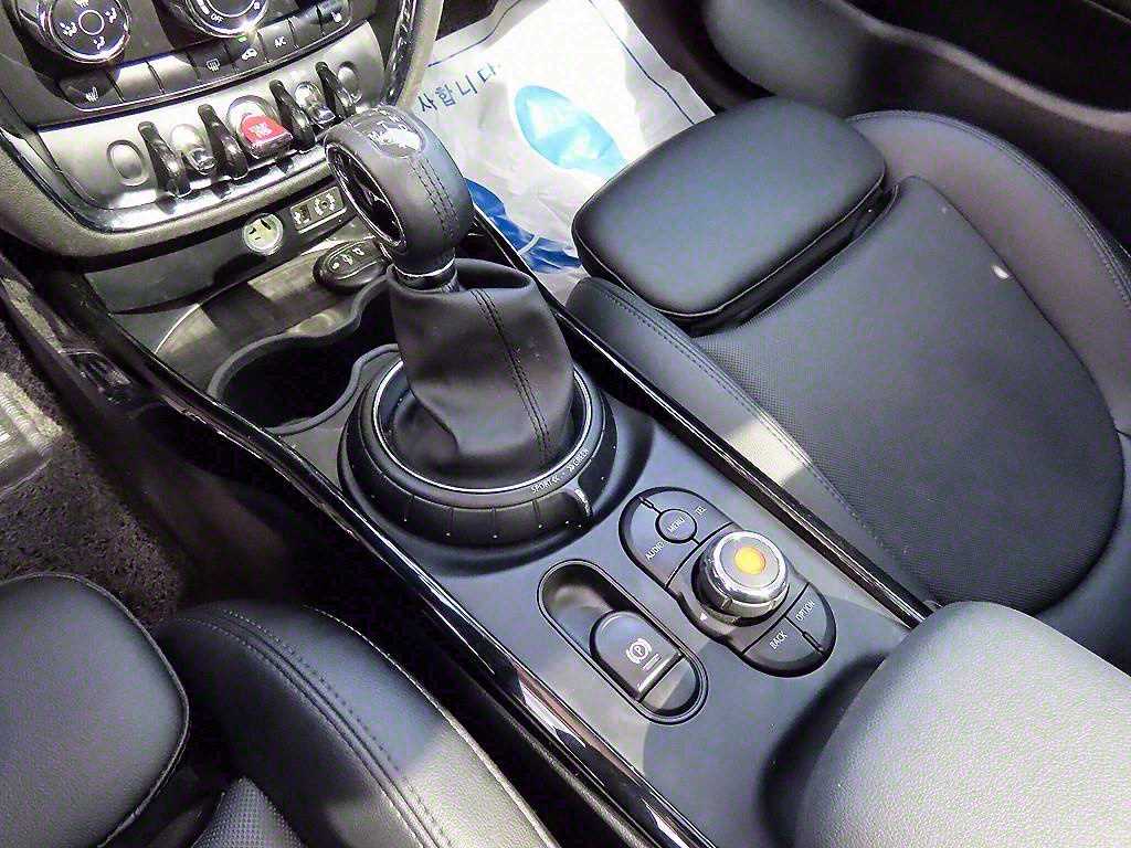 Mini Clubman - Vista 10