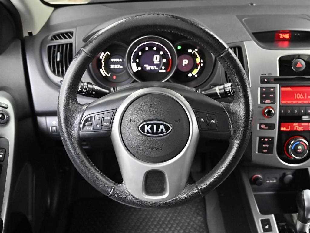 KIA Forte 2011 Gris - Importación desde Corea - HF Imports Iquique - Foto 13