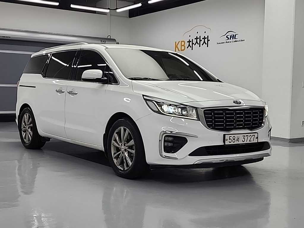 KIA Carnival - Vista 4