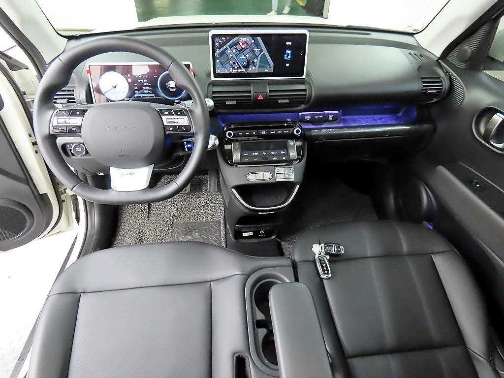 HYUNDAI Casper - Vista 7