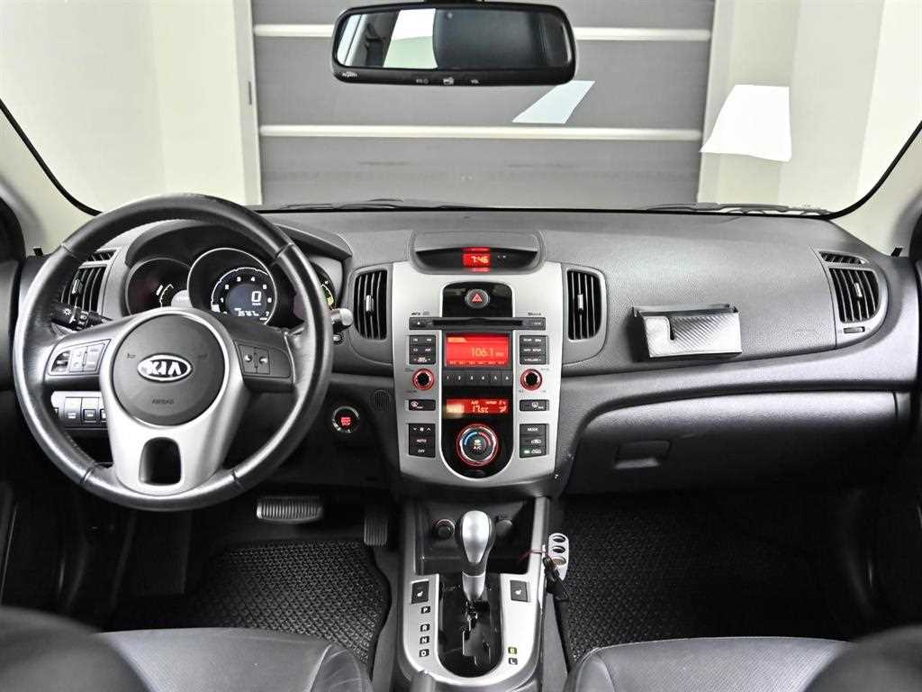 KIA Forte - Vista 7
